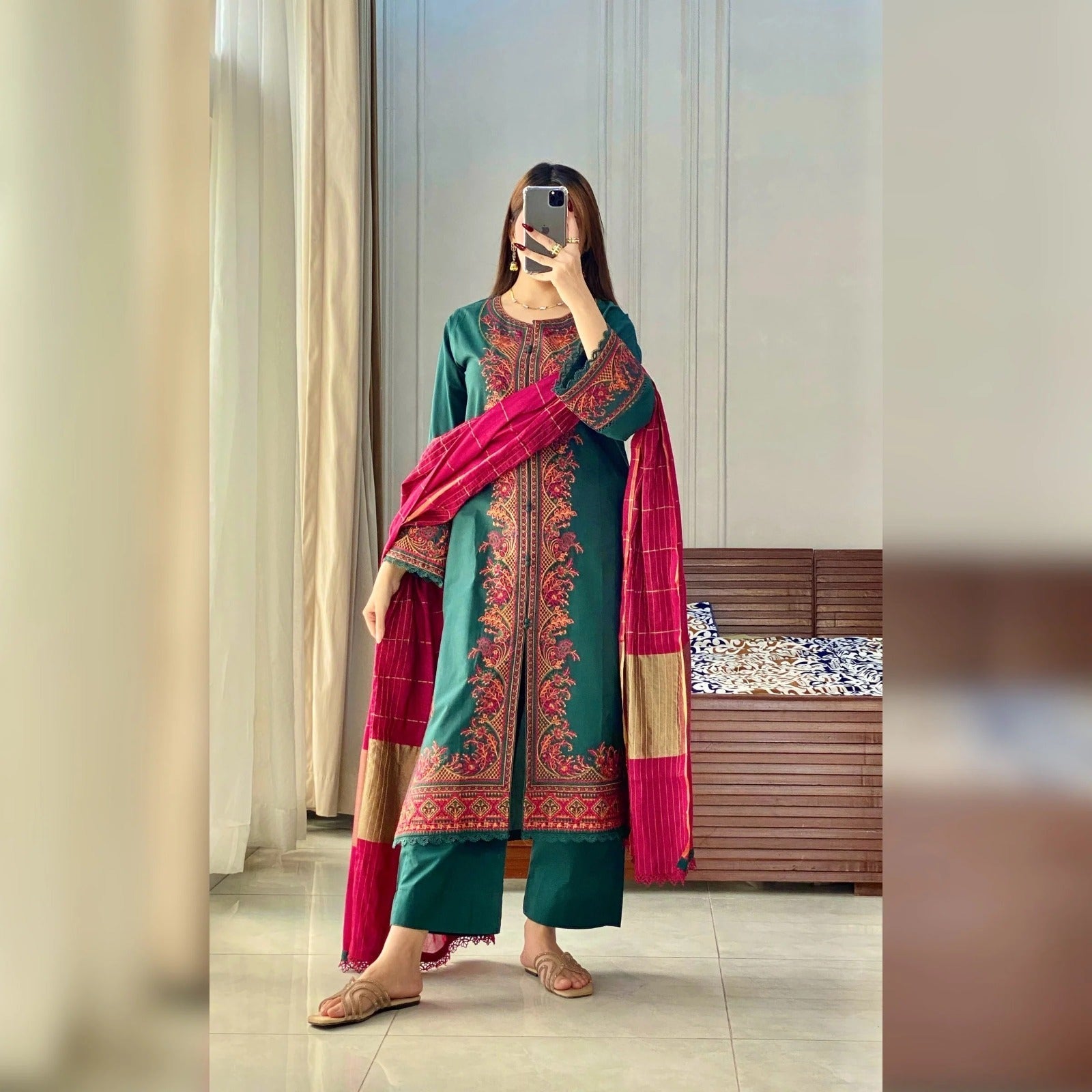 ROYAL green EMBROIDERED 3PC