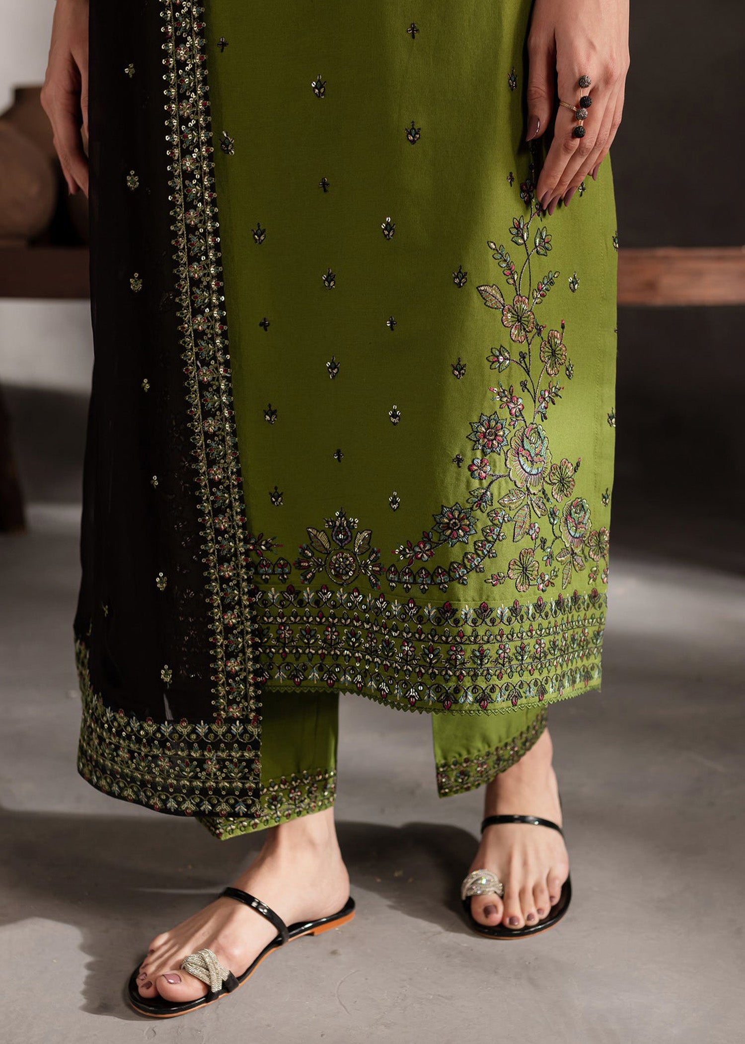 Kaneeza Embroider 3PC
