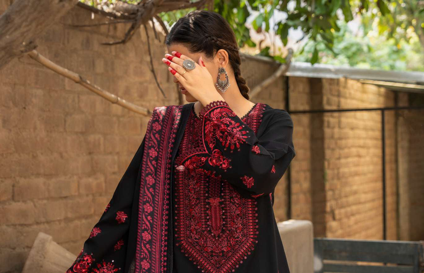 Red Scarlet 3 Pc Stitched