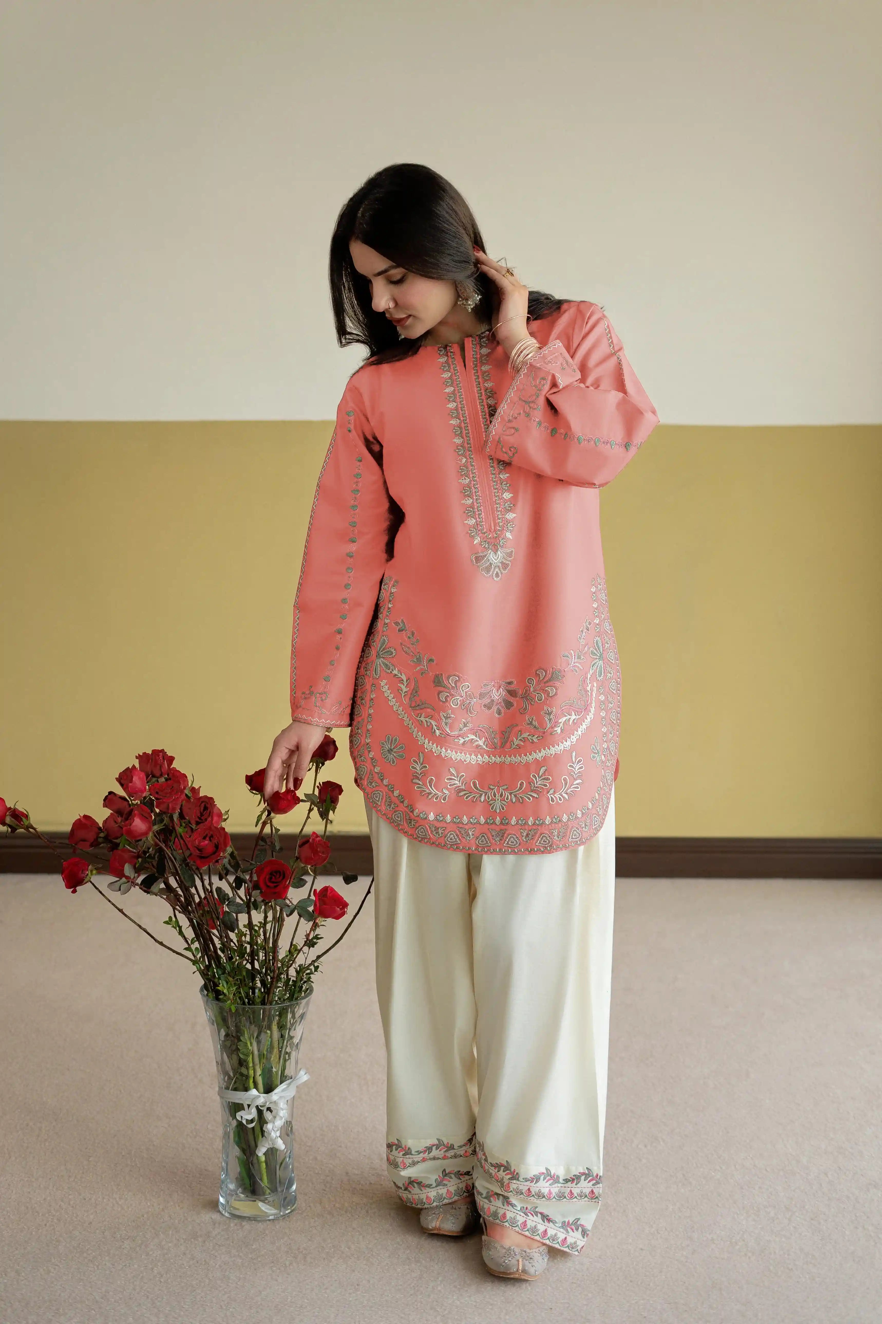 2Pc Eliza Embroidered